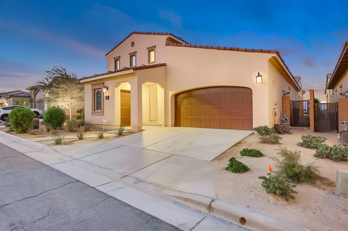 Wander La Quinta Gardens