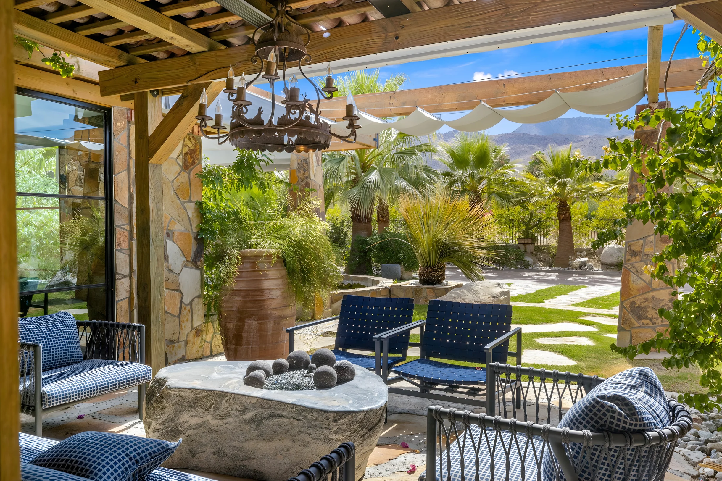 Wander Palm Desert Mirage #85