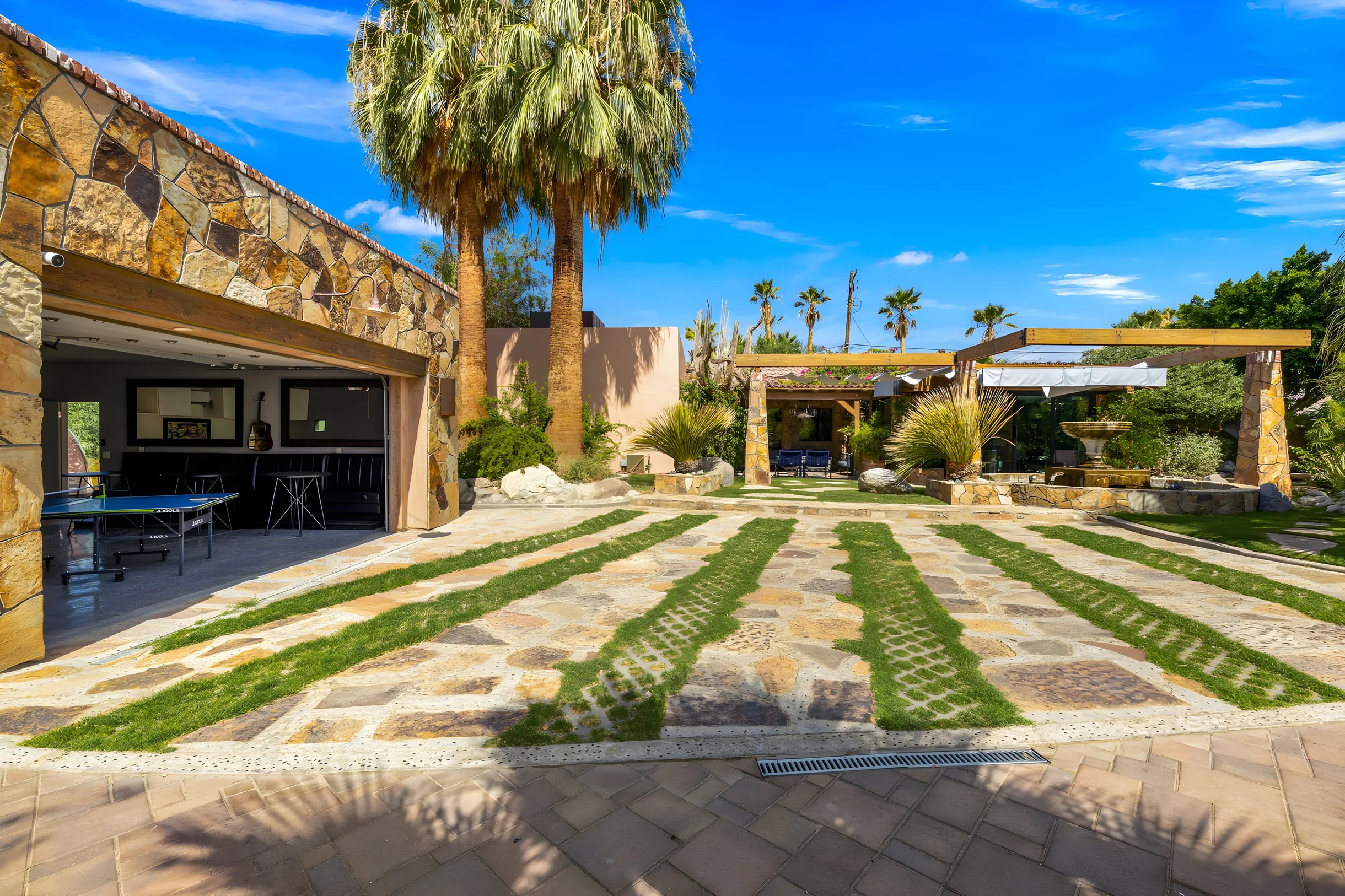 Wander Palm Desert Mirage #16