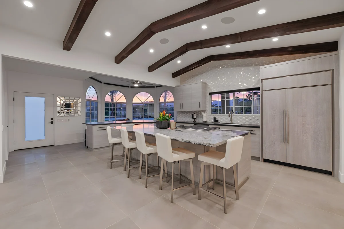 Kitchen image 1