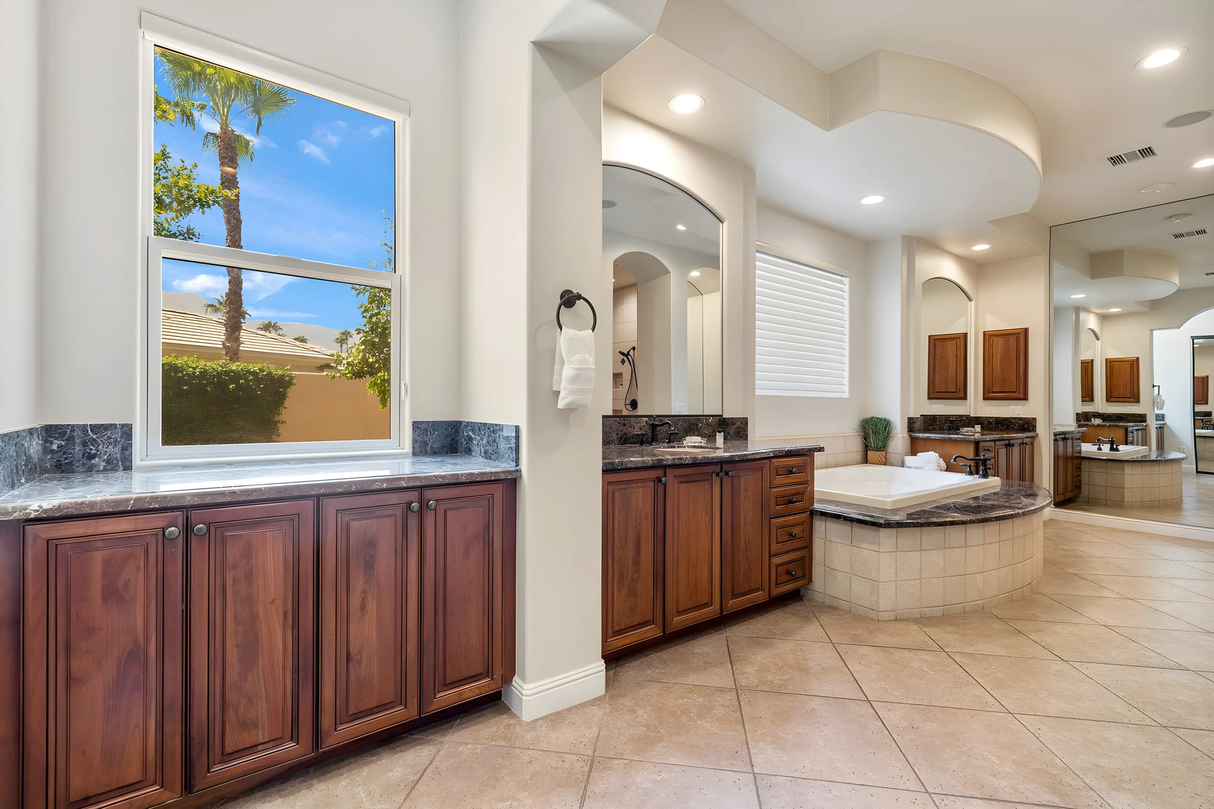 Wander La Quinta Estates #11