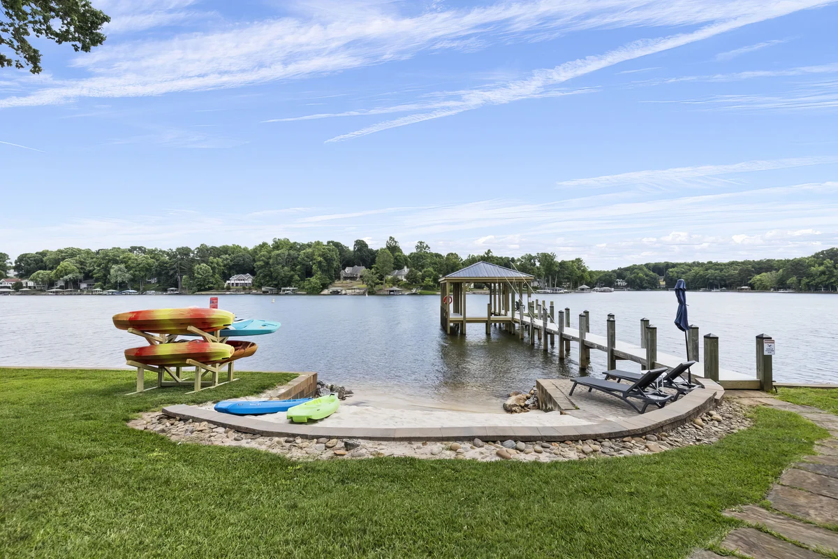 Wander Mooresville Lakefront
