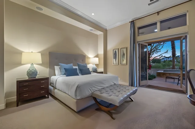 Bedroom 1 image 1