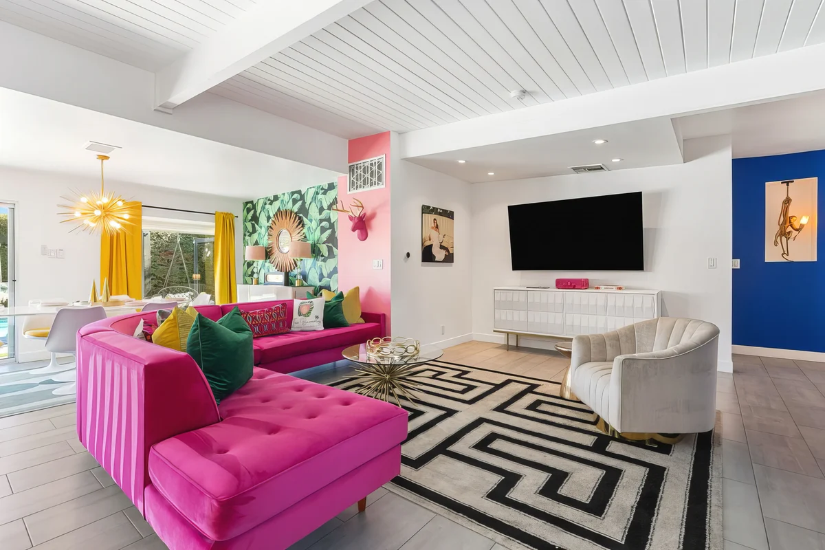 Home in Palm Springs property photo 4