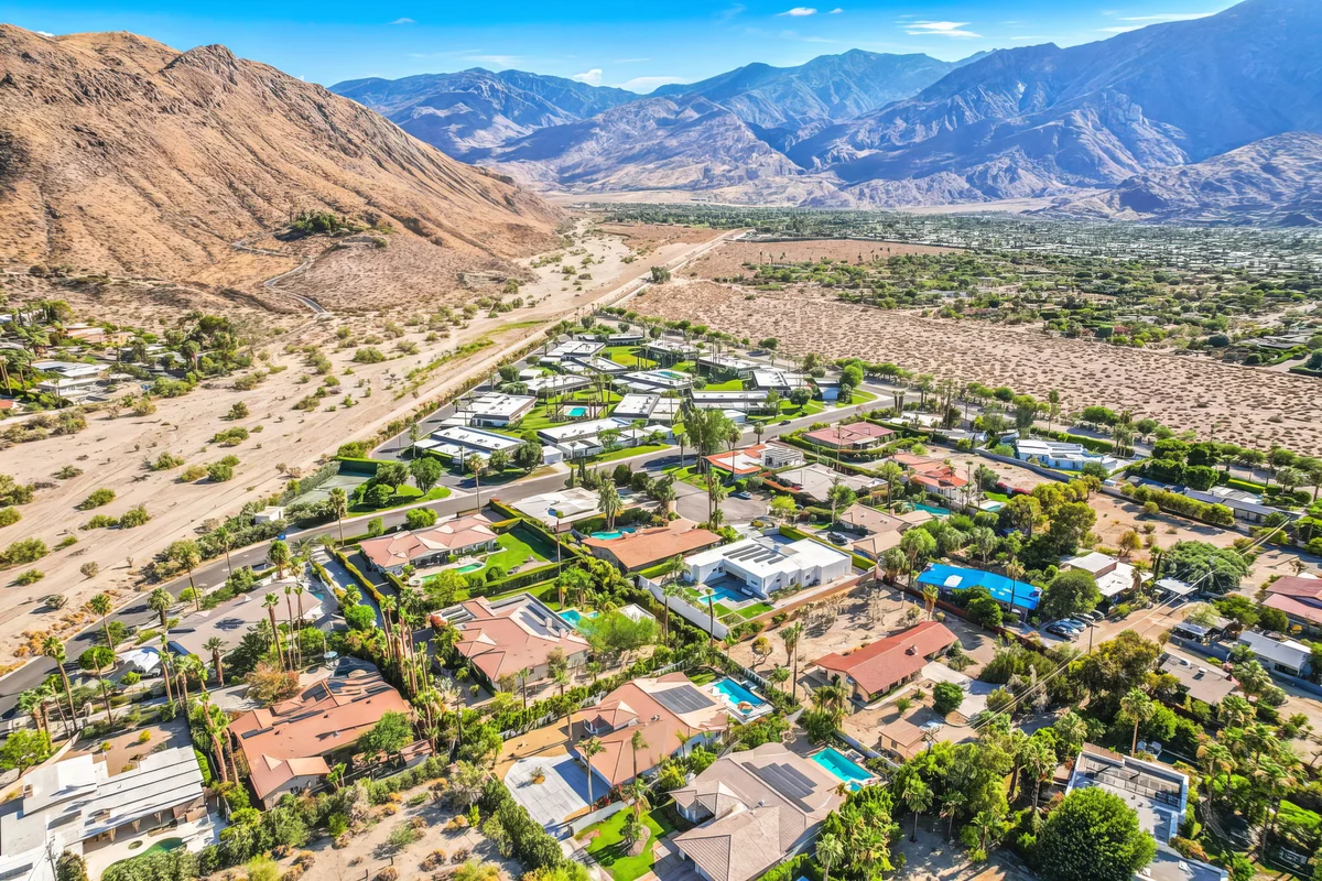 Wander Palm Springs Trails