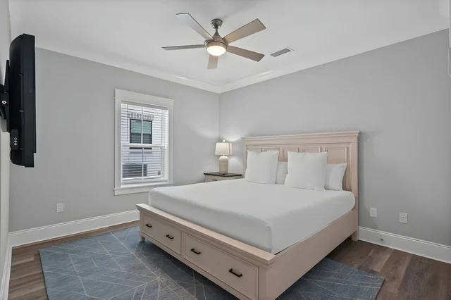 Bedroom 4 image 1