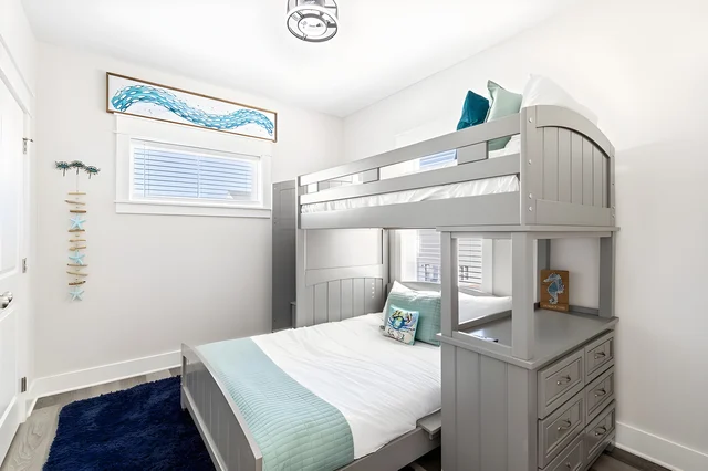 Bedroom 4 image 1
