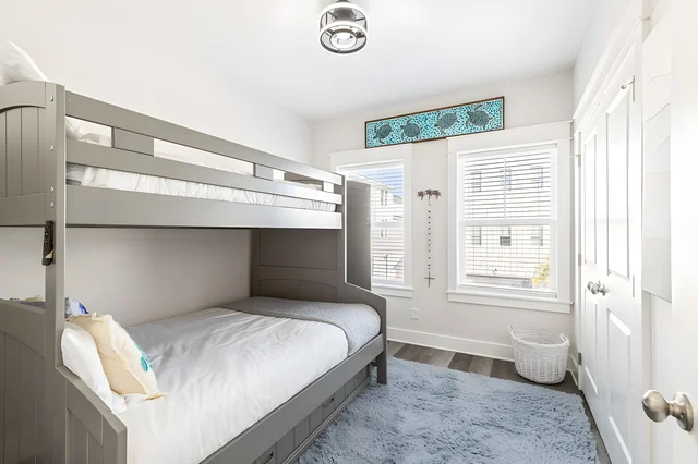 Bedroom 3 image 1