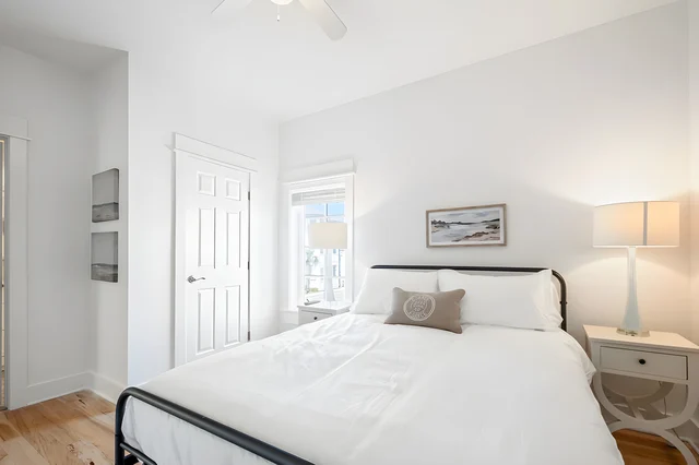 Bedroom 3 image 1