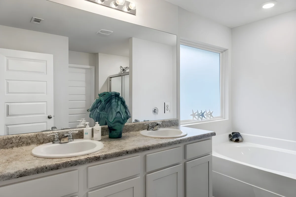 Wander Santa Rosa Bluffs