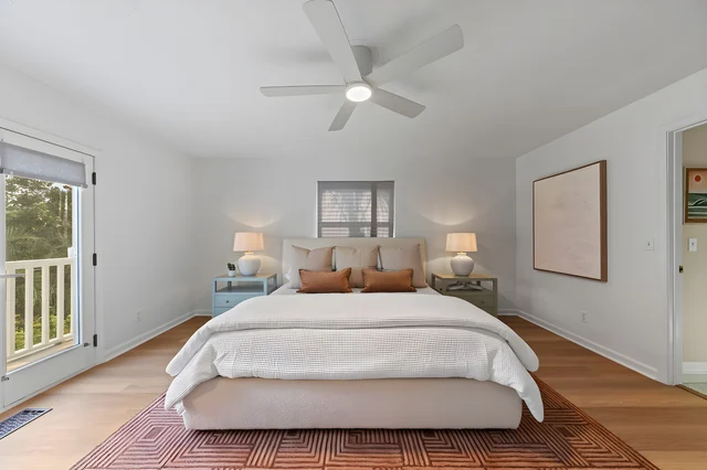 Bedroom 1 image 1