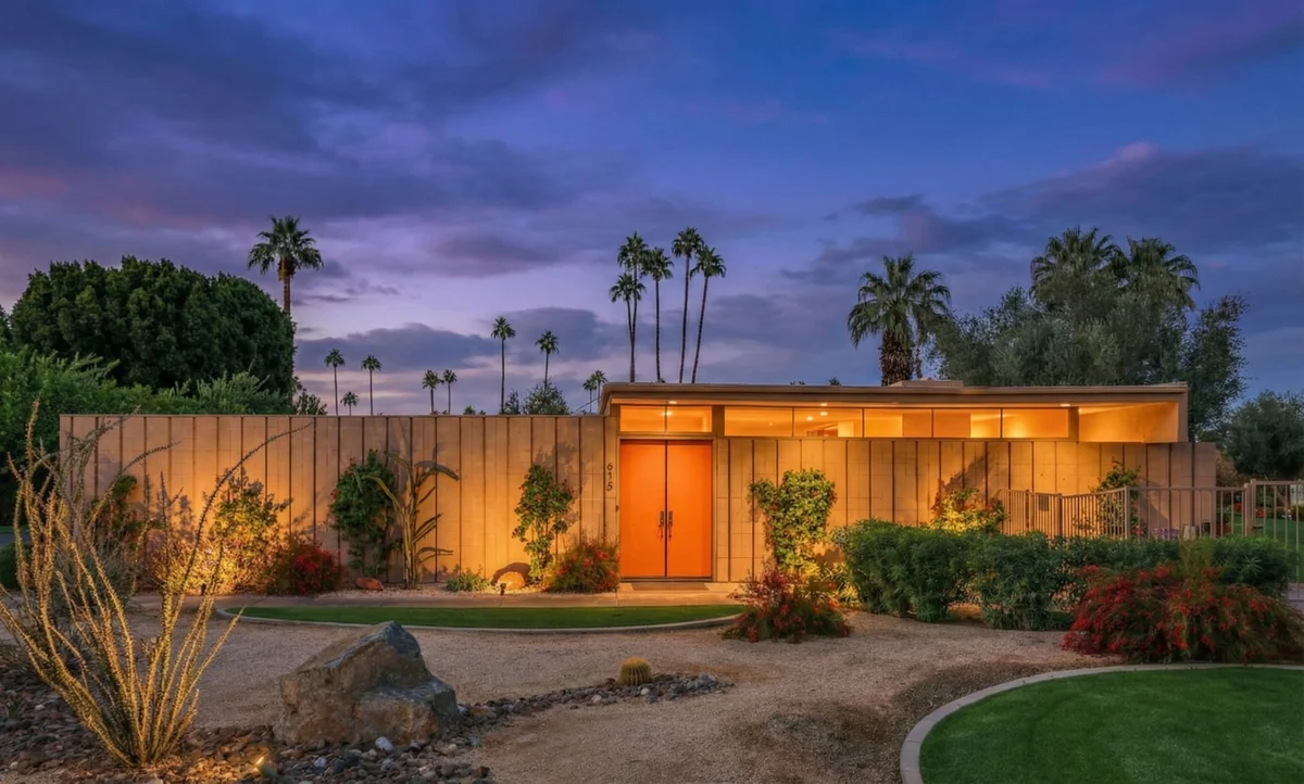 Wander Palm Desert Retreat