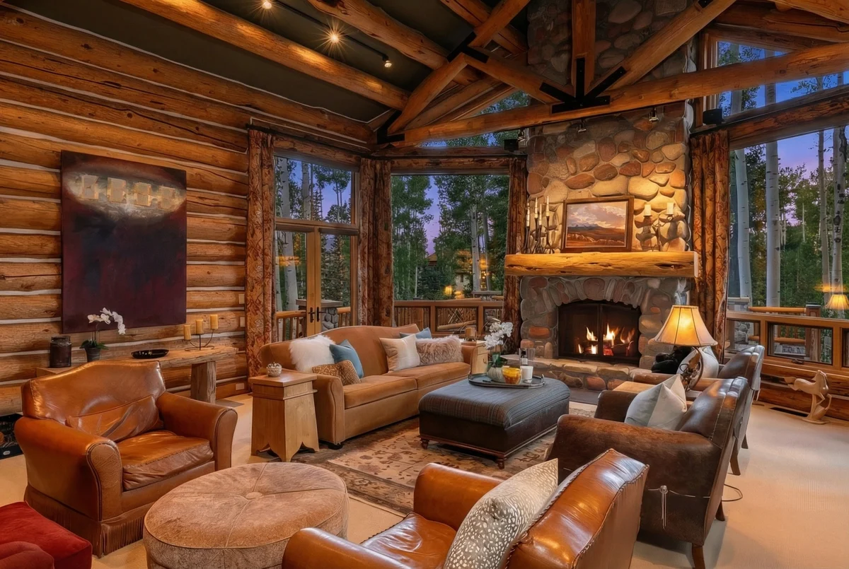 Wander Mountain Village