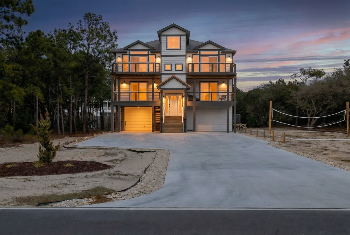 Wander Corolla Grove