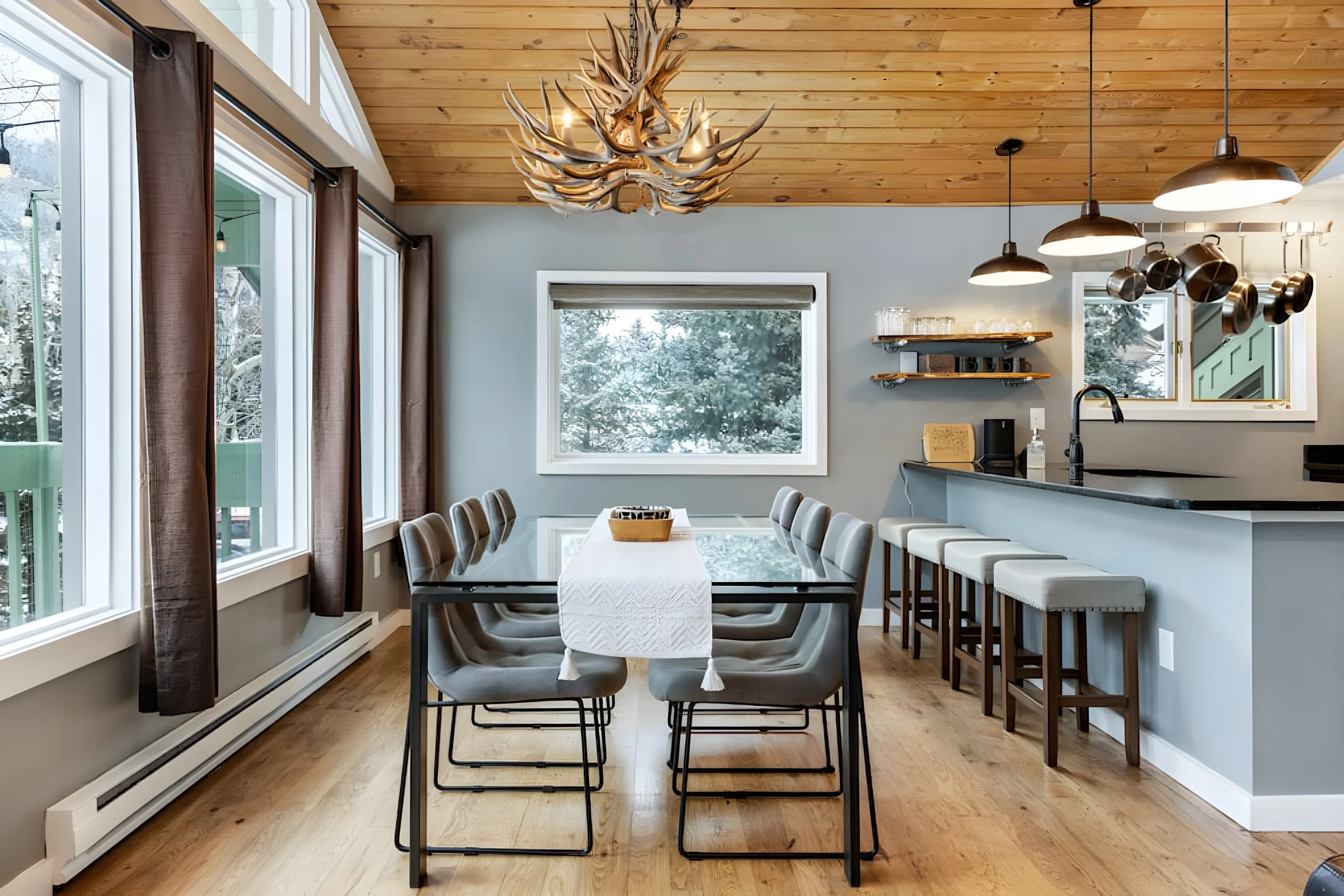 Central EagleVail Home with Private Hot Tub #25