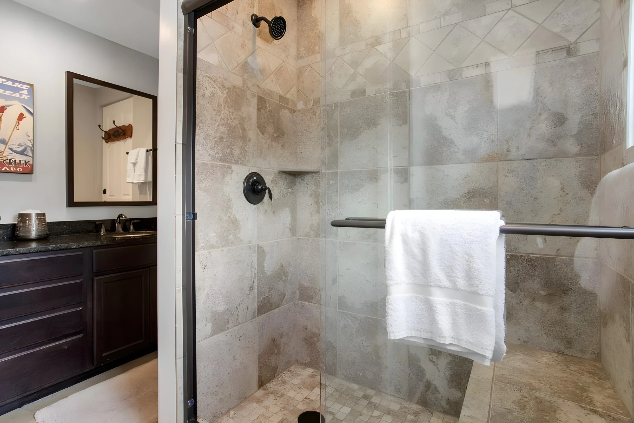 Central EagleVail Home with Private Hot Tub #10