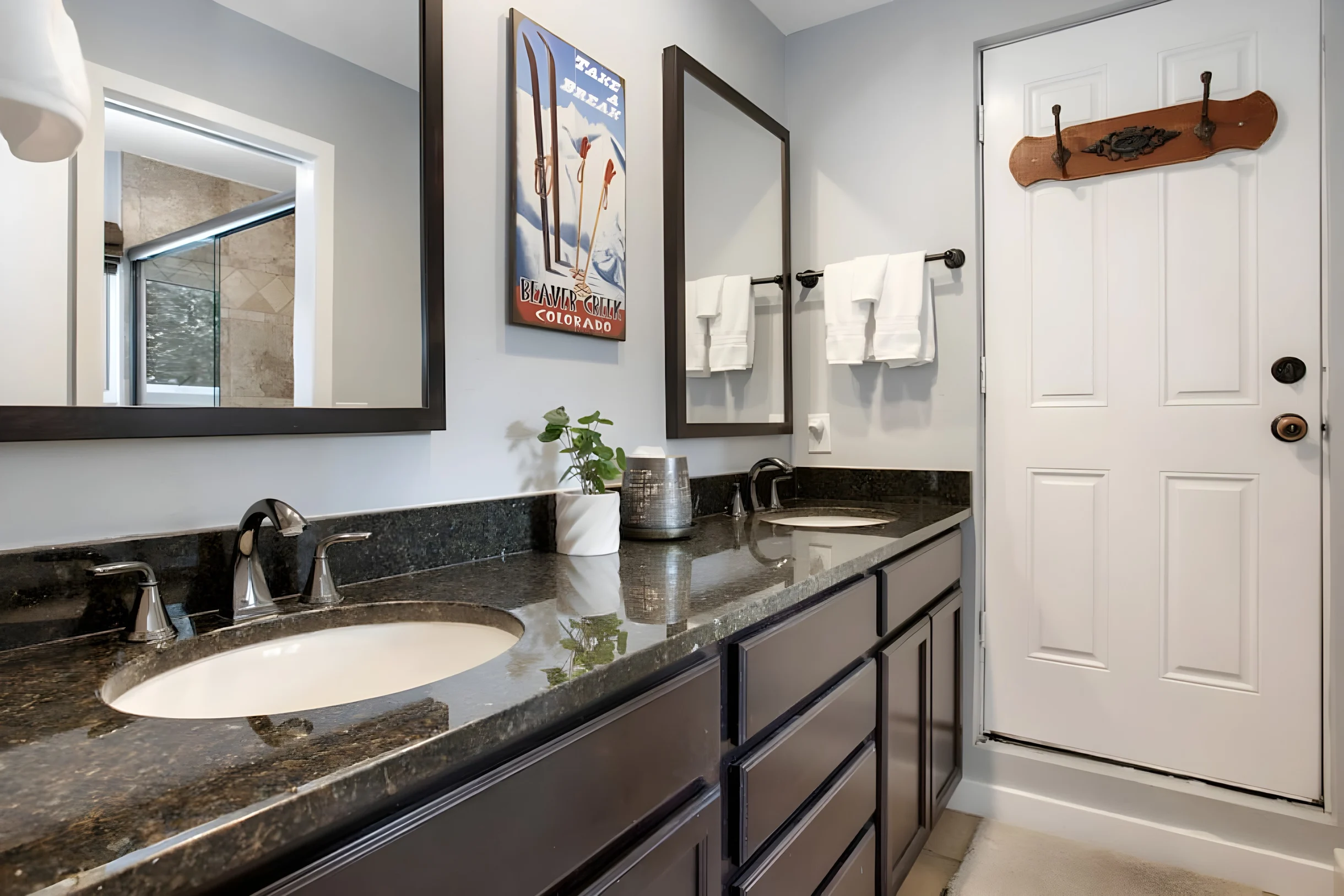 Central EagleVail Home with Private Hot Tub #19