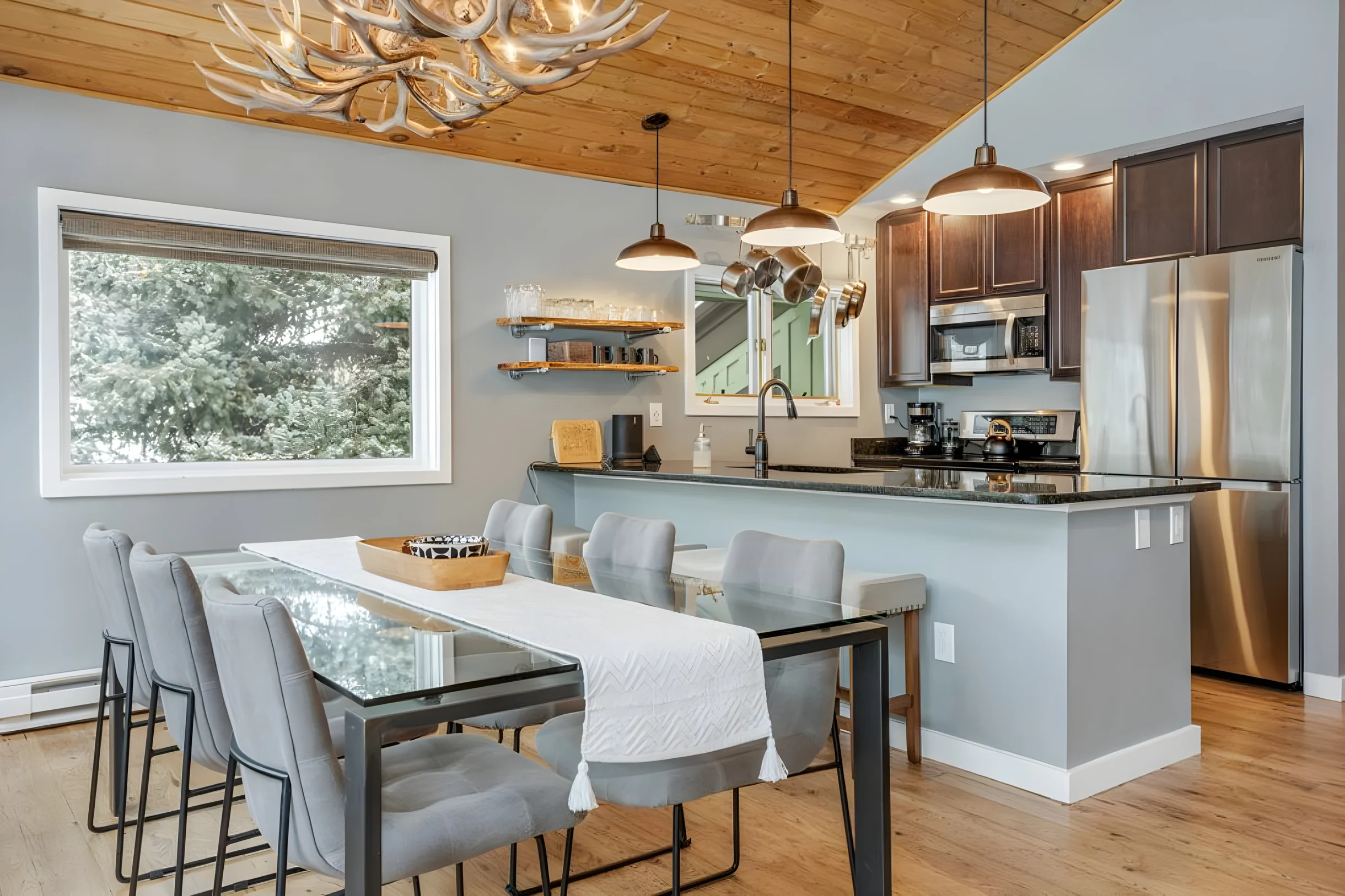 Central EagleVail Home with Private Hot Tub #20