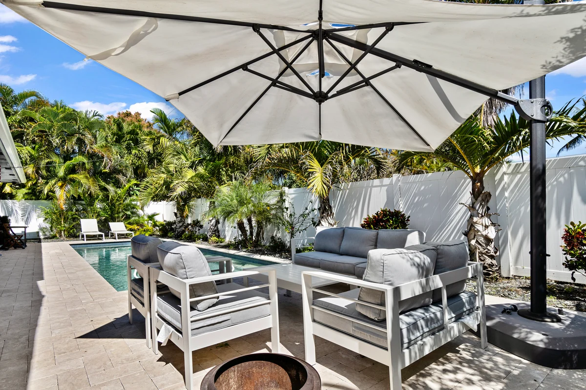 Wander Oakland Park Lagoon