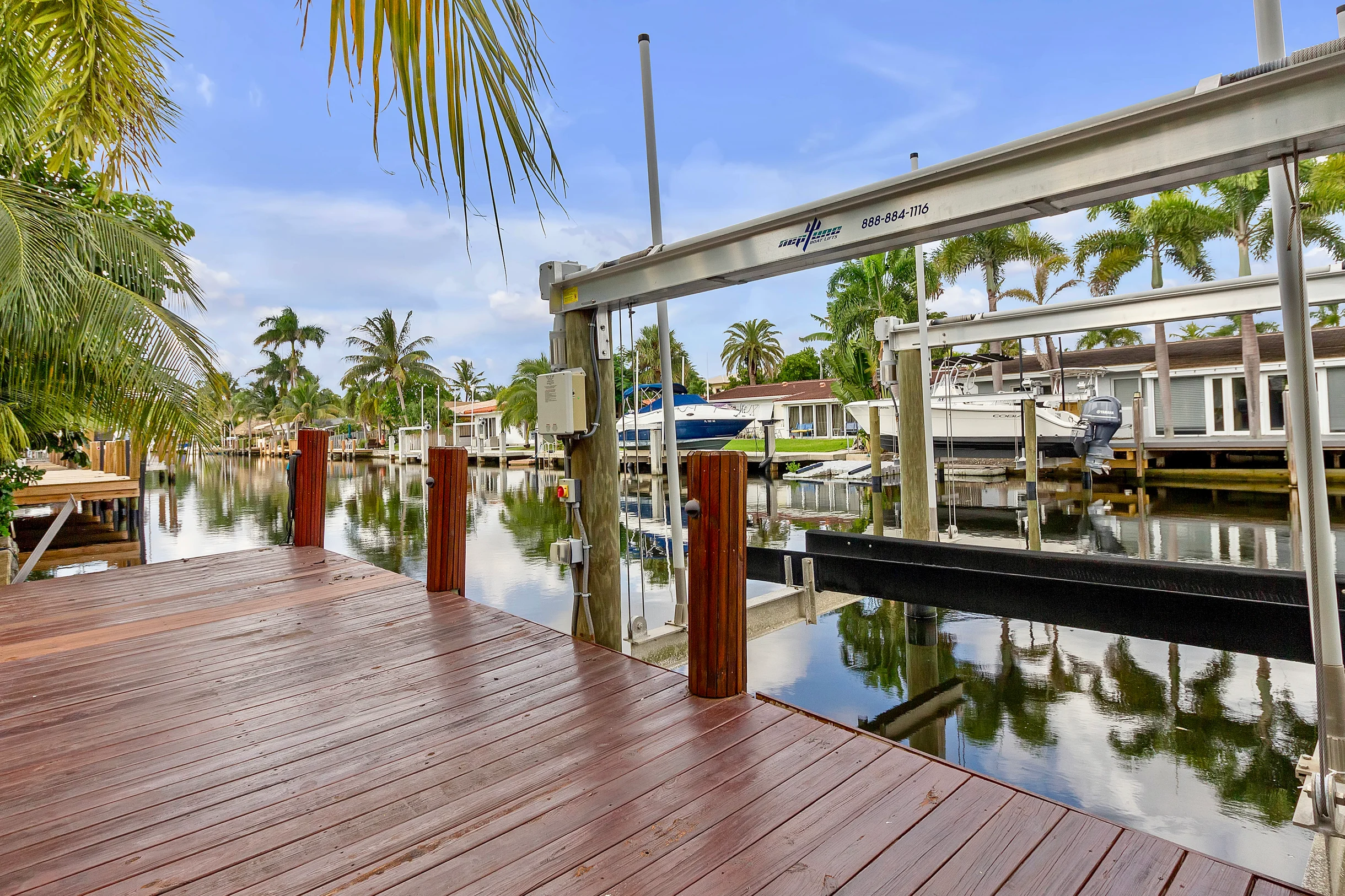 Wander Wilton Manors River #42