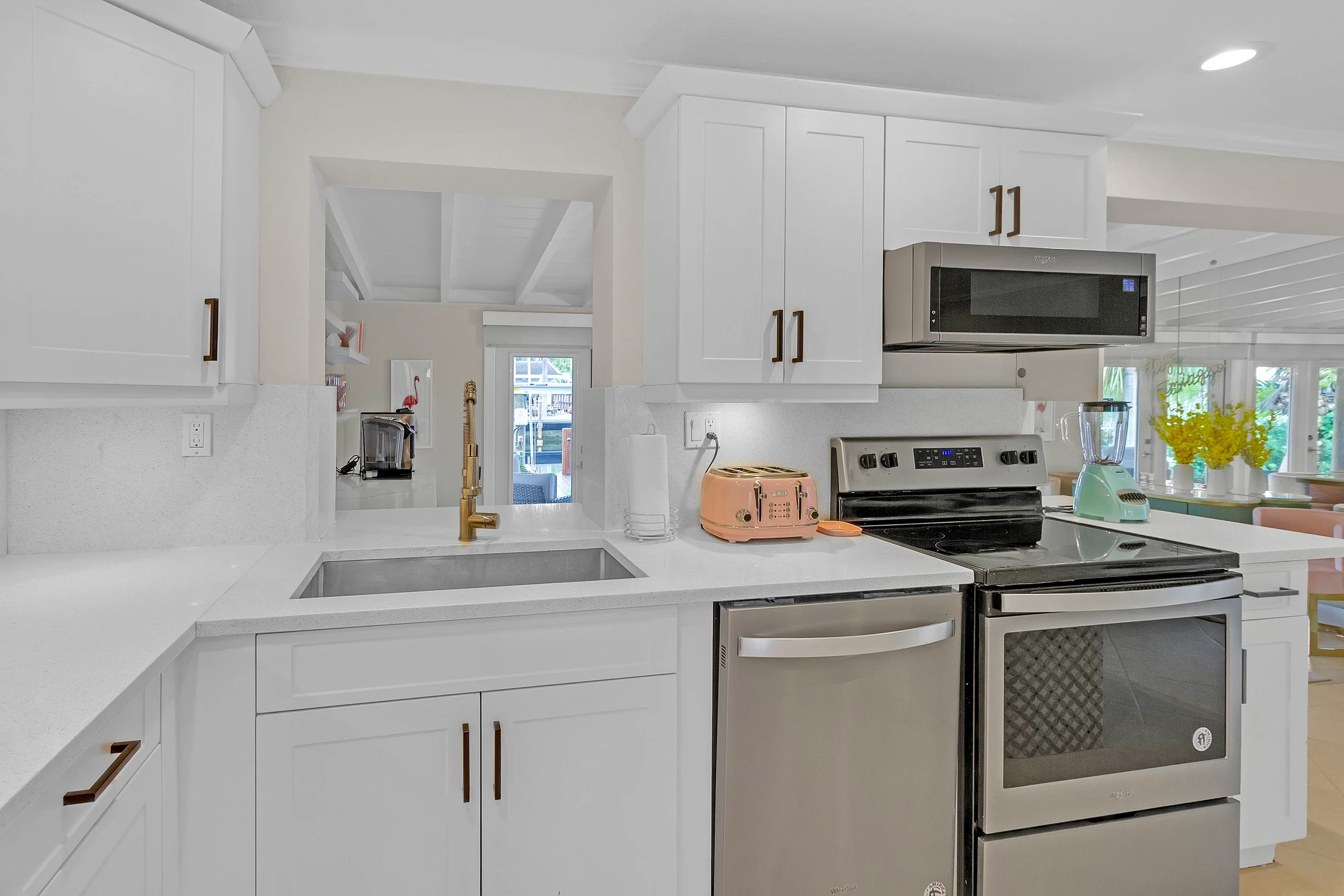 Wander Wilton Manors River #66