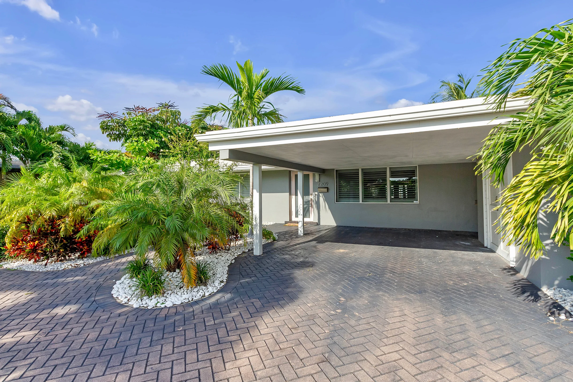 Wander Wilton Manors River #22