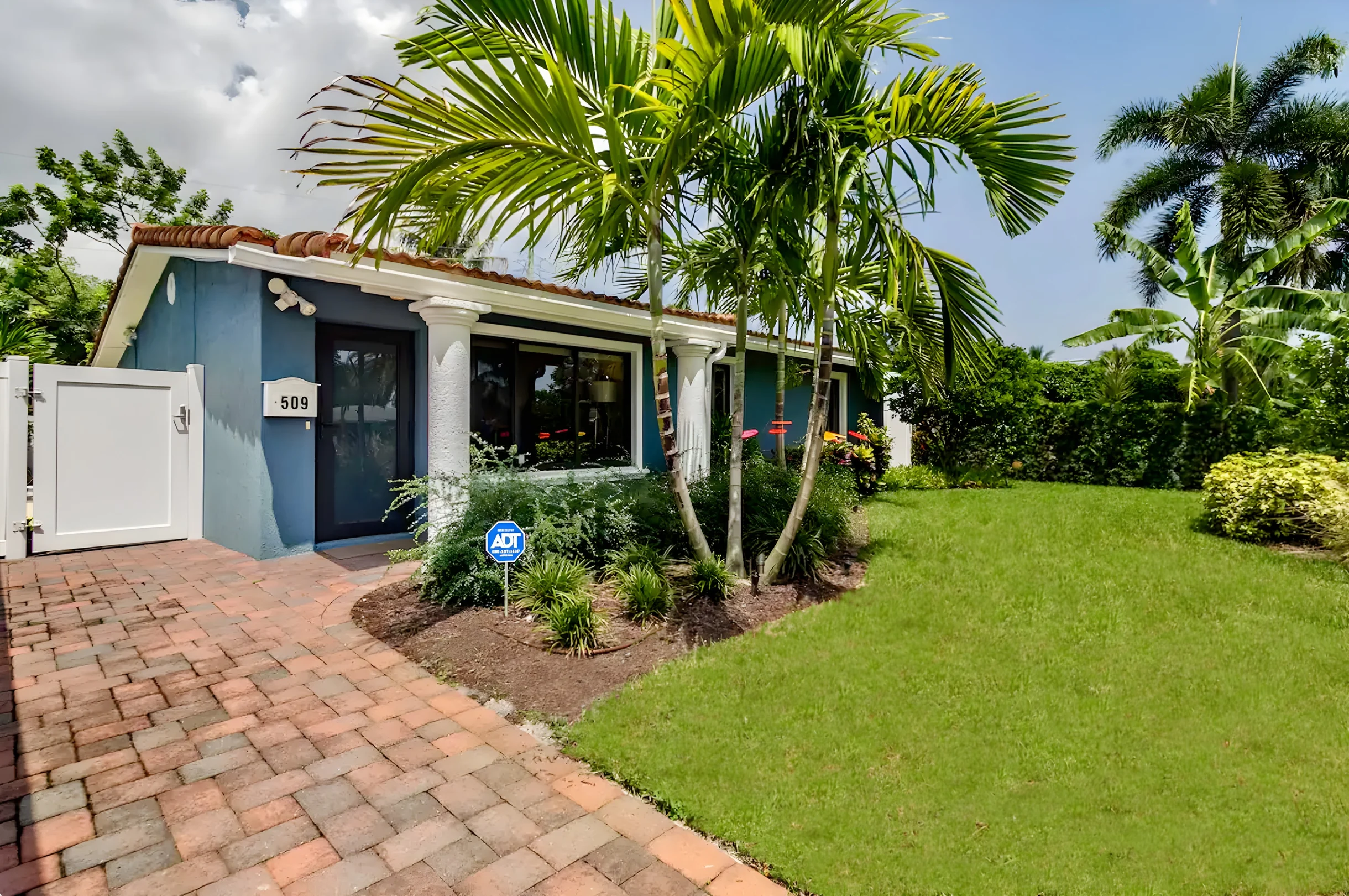 Wander Island City Retreat #1