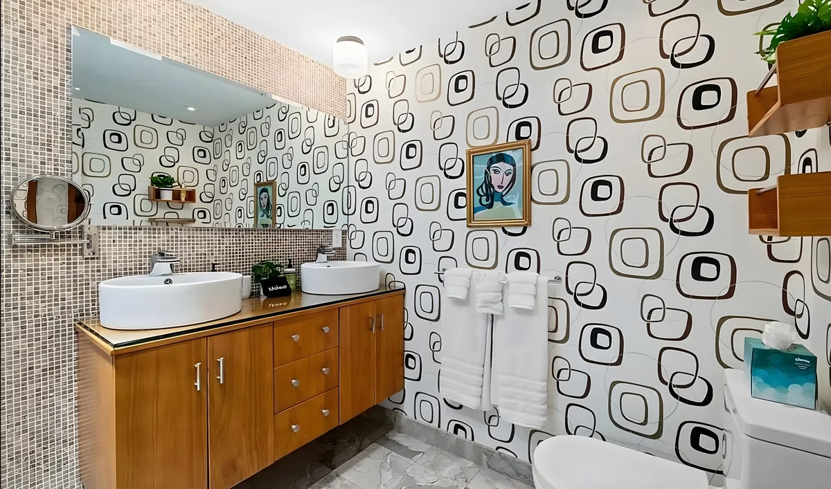 Wander Fort Lauderdale Bayside