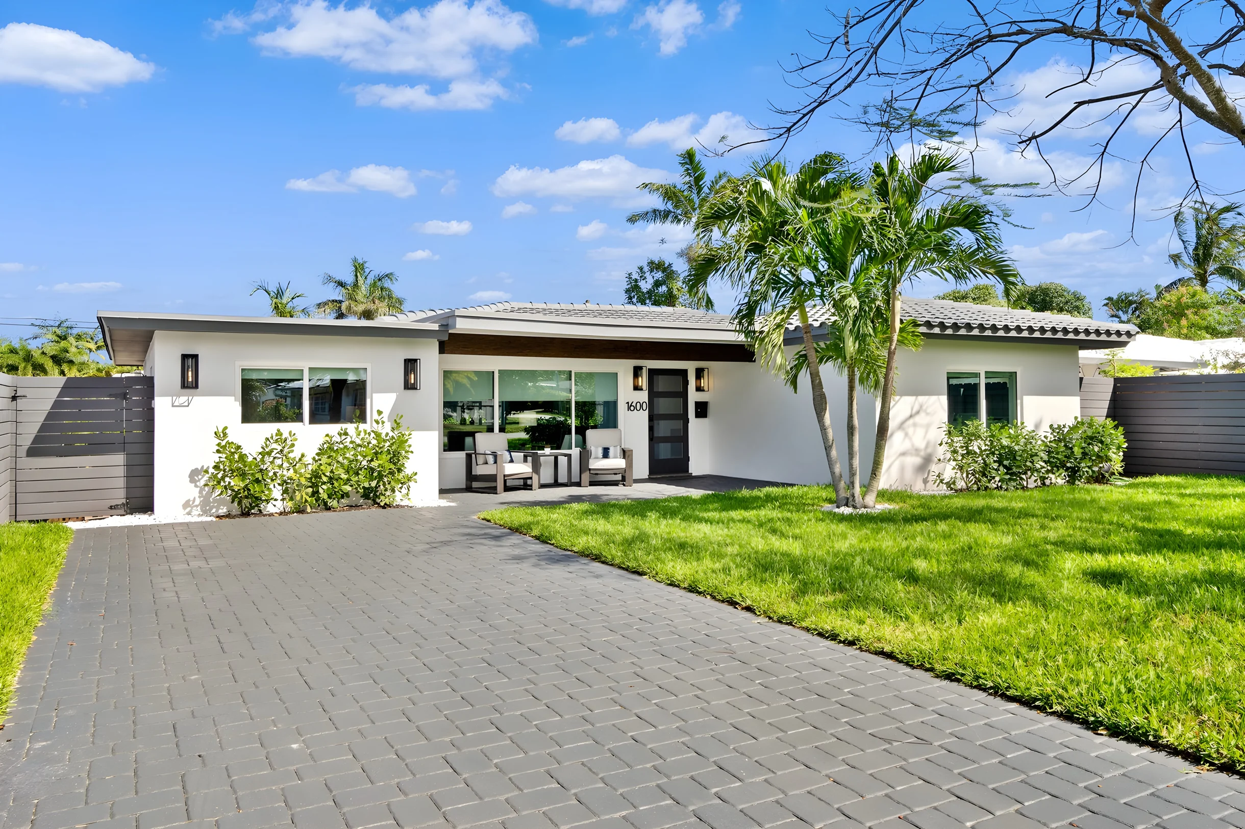 Wander Poinsettia Heights Shores #1