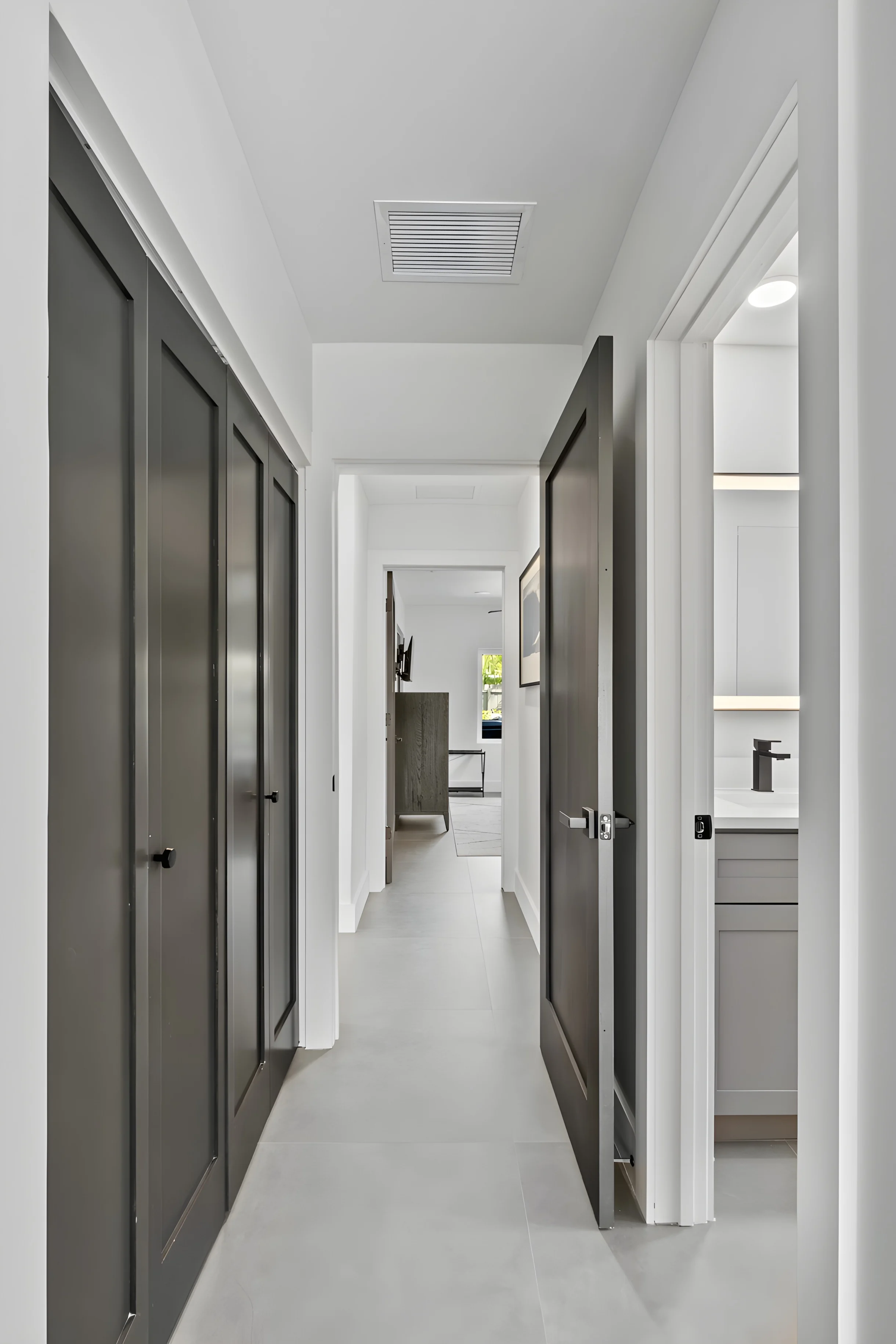 Wander Poinsettia Heights Shores #15