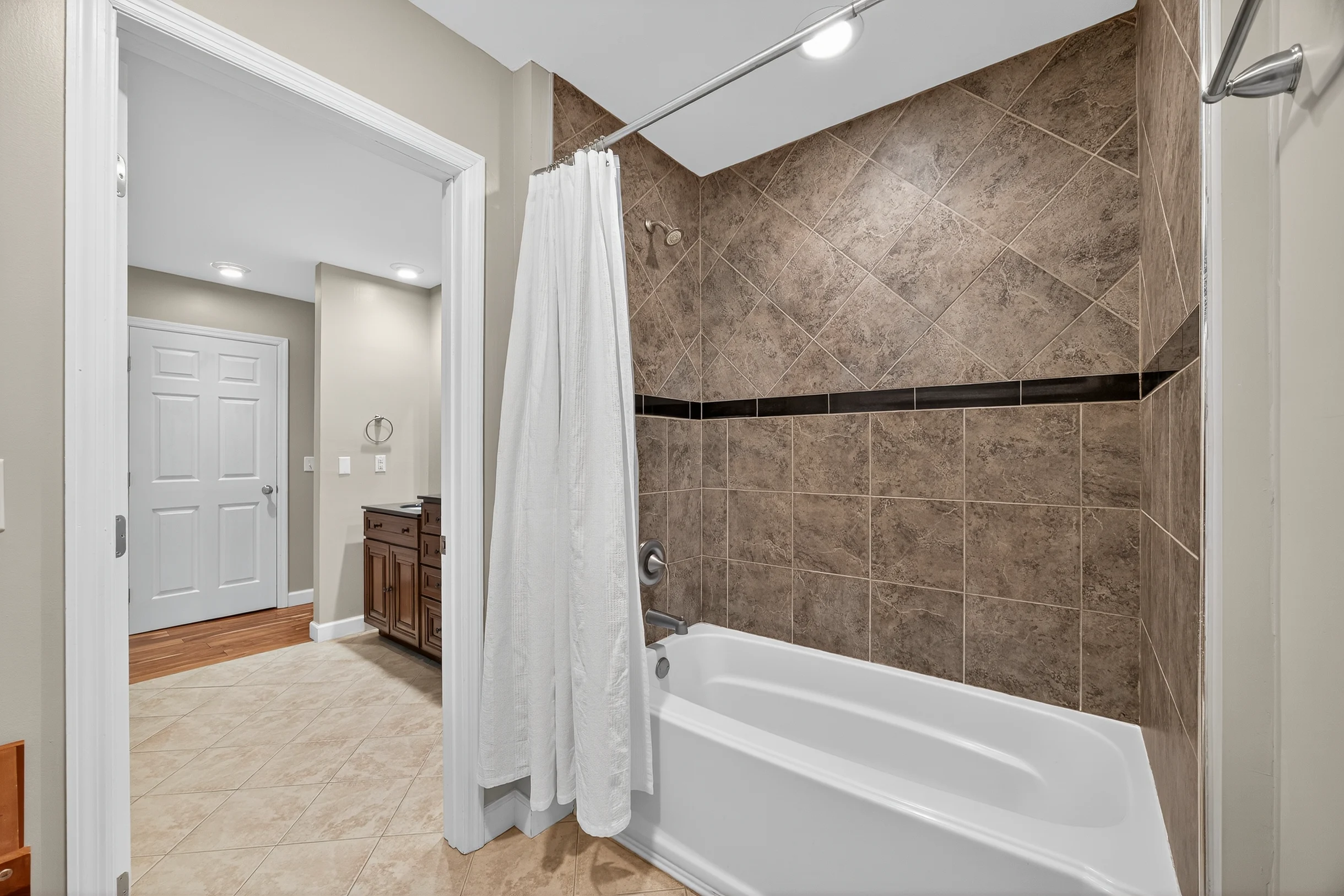 33 Water Oak Drive #25