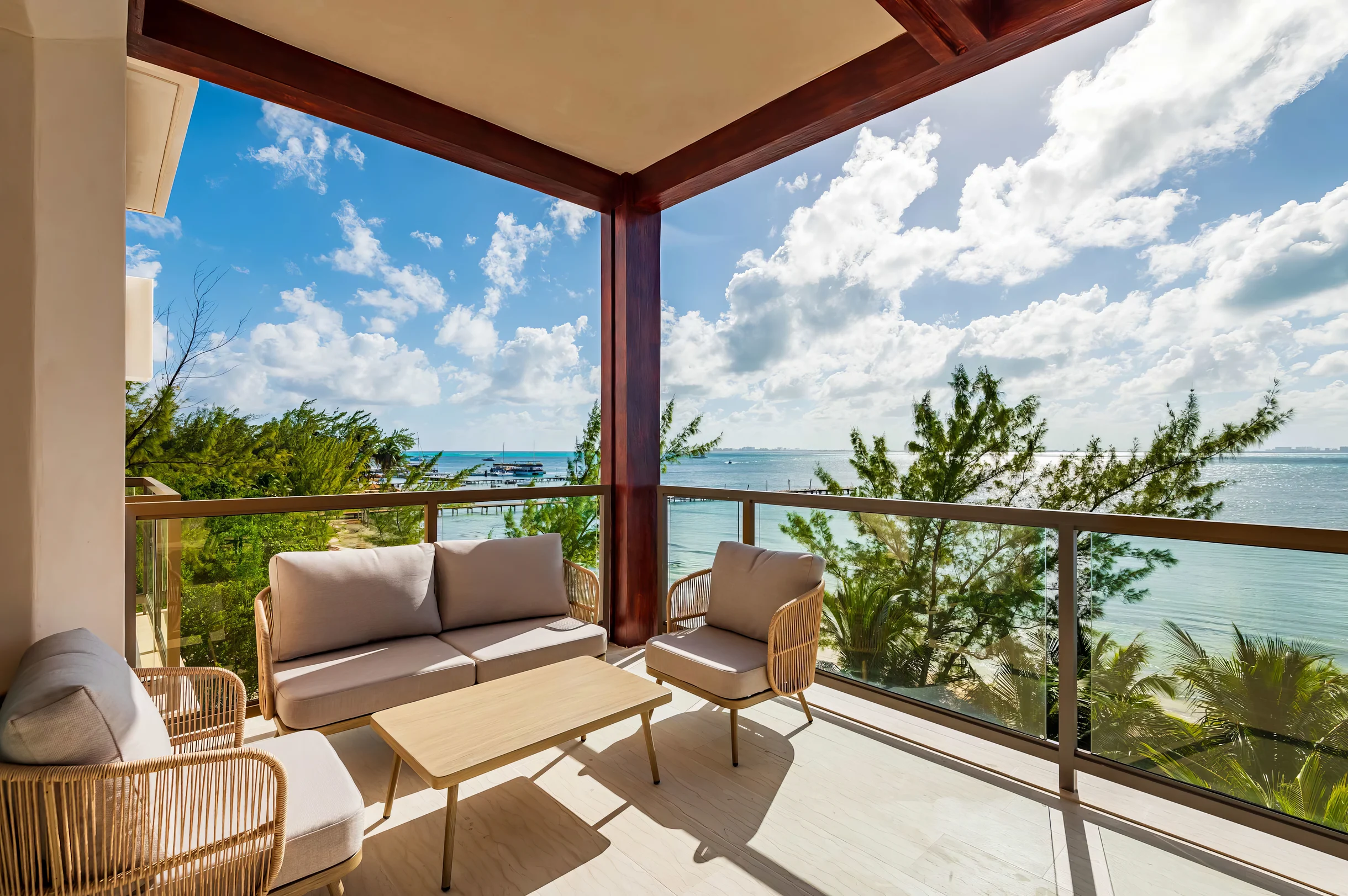 Wander Isla Mujeres Marina #2