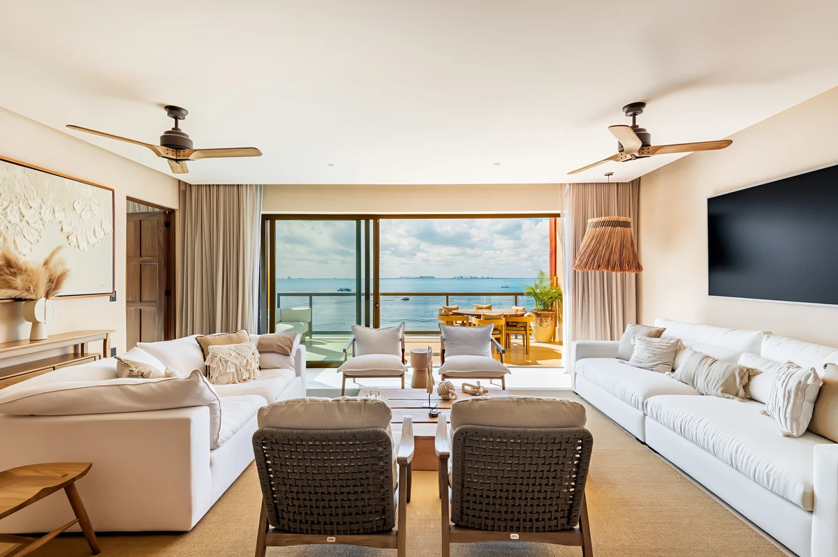 Wander Isla Mujeres Bay