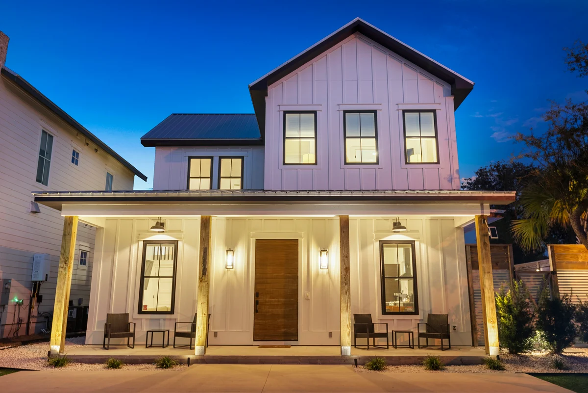 Wander Panama City Palms