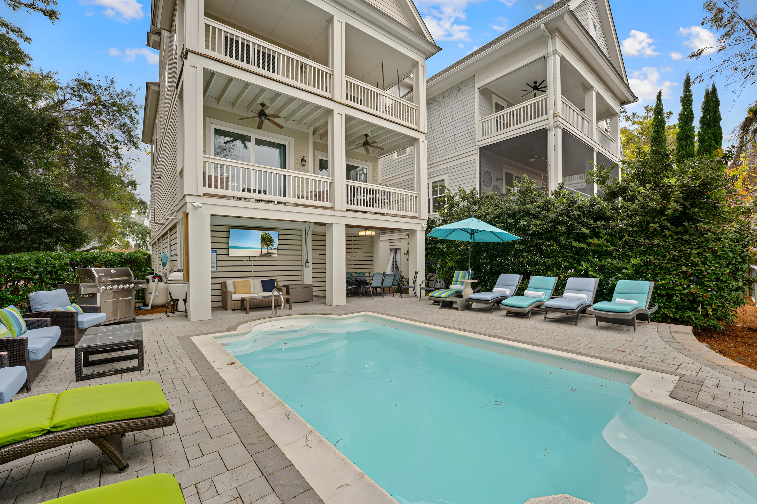 Wander Folly Field Retreat #1