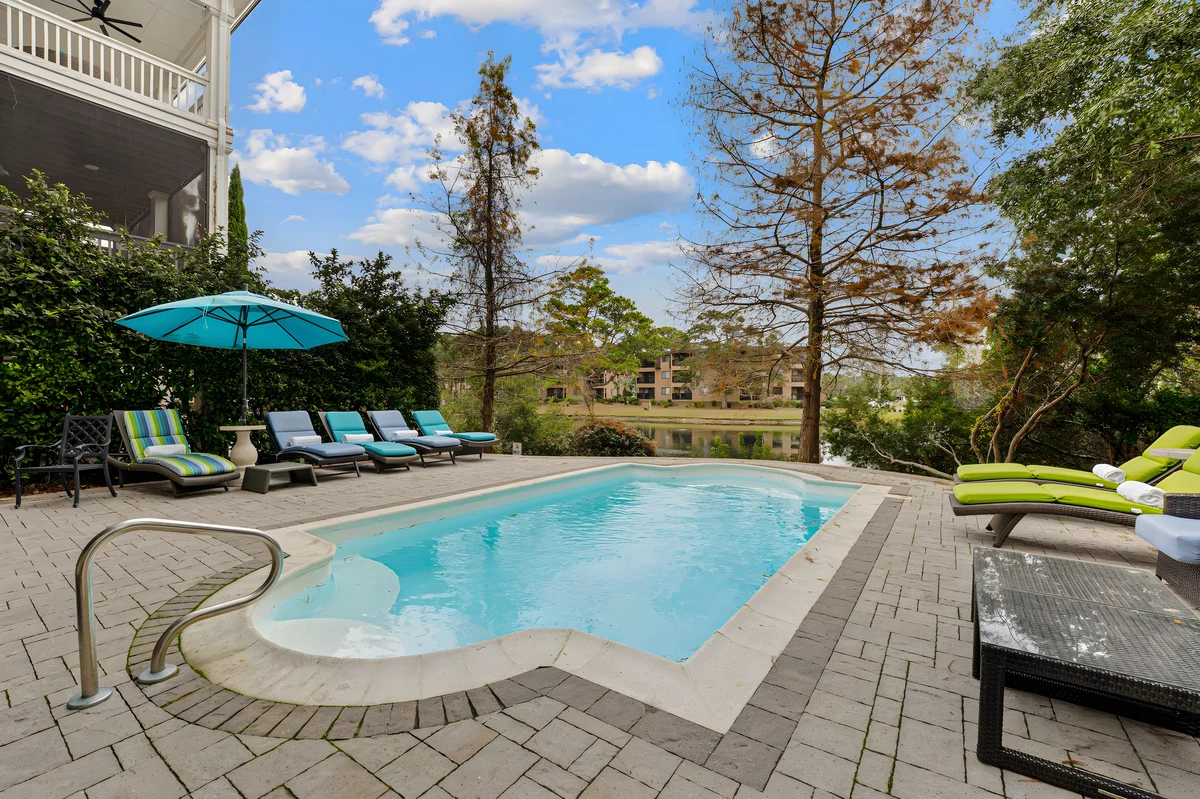 Wander Folly Field Retreat