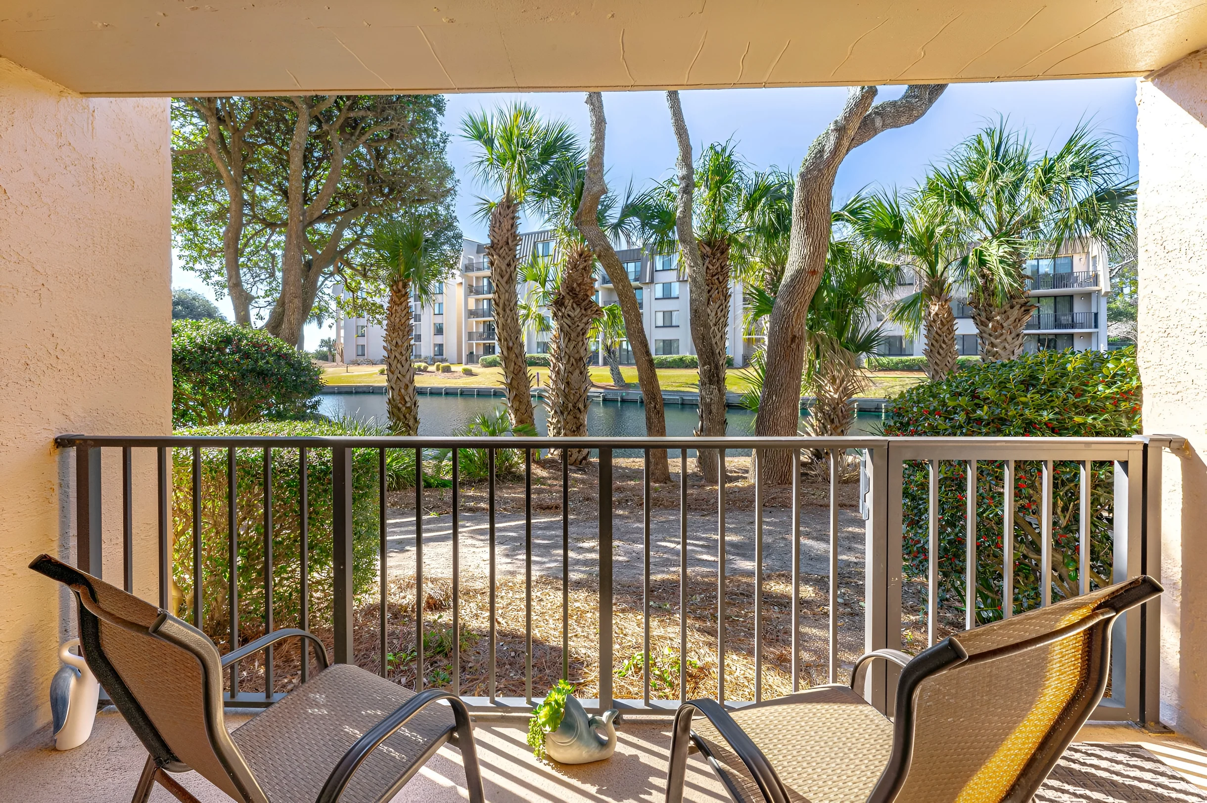 Wander Folly Field Palms #3