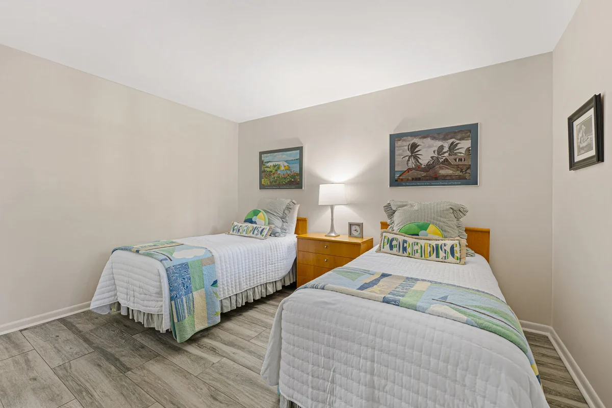 6105 Island Club #19