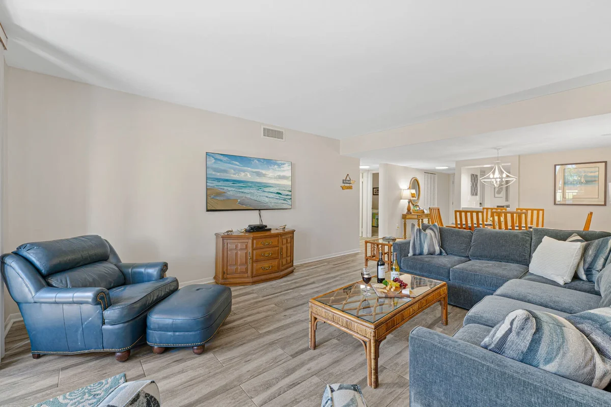 6105 Island Club #34