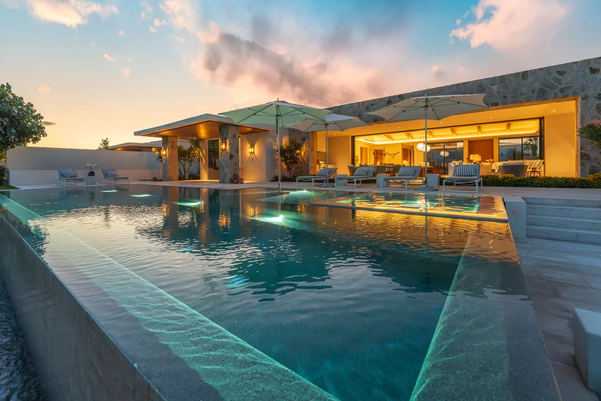 Wander Querencia Views