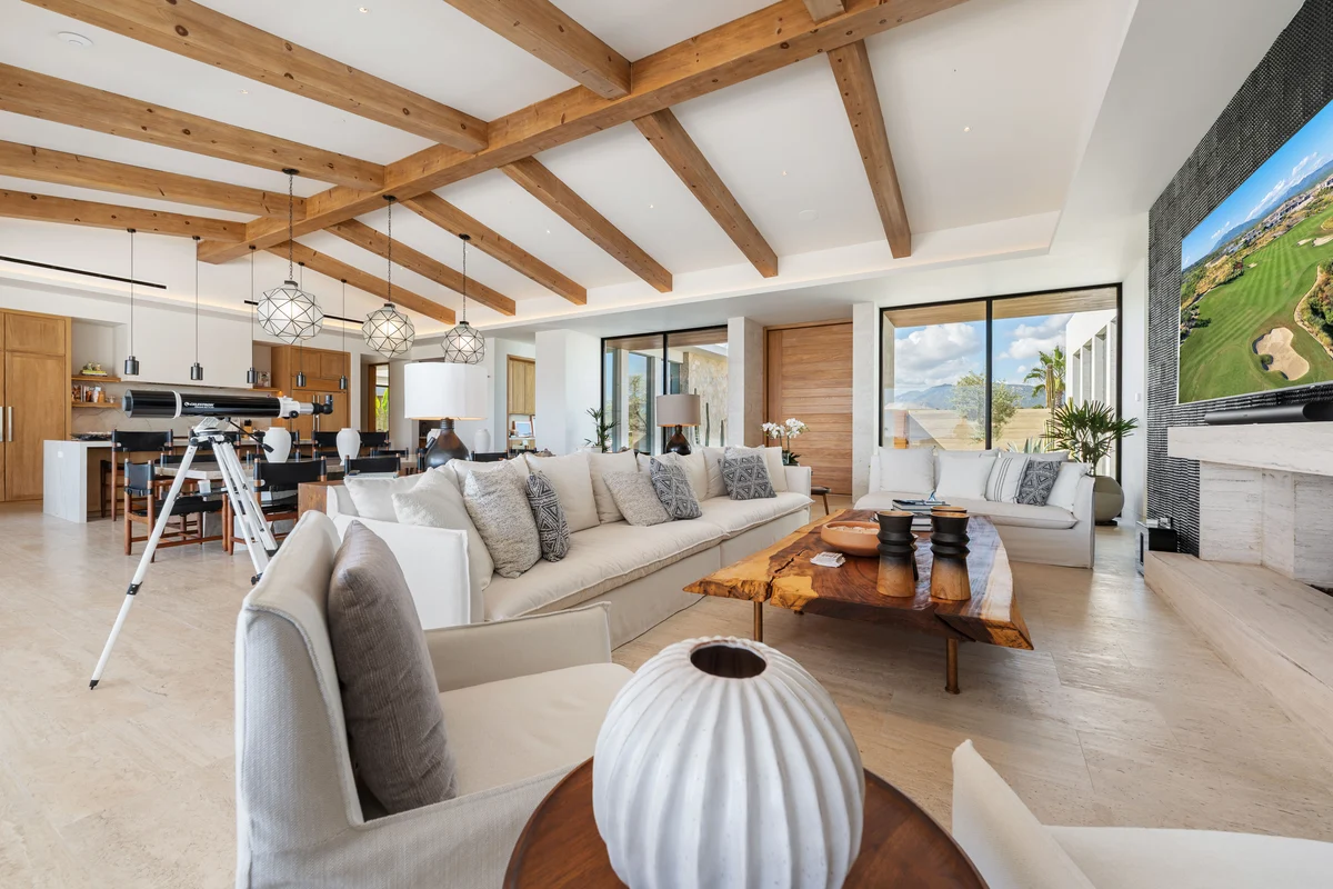 Wander Querencia Views