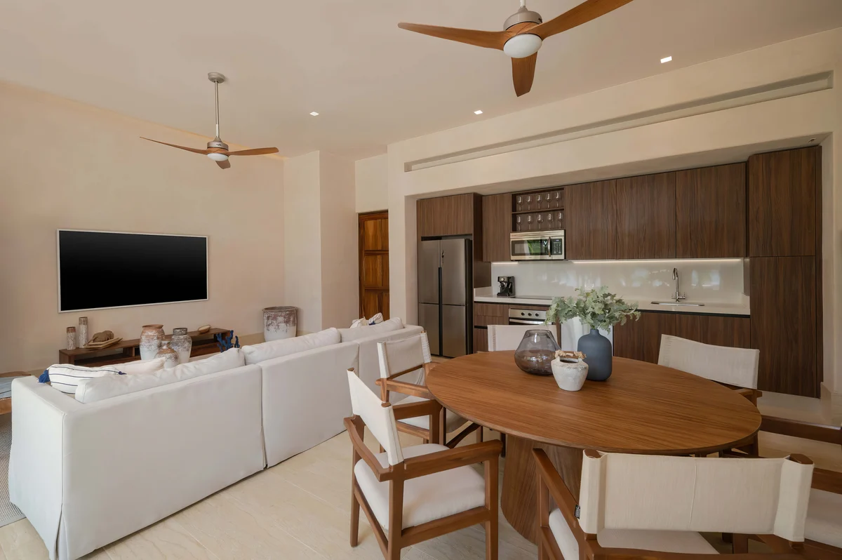 Wander Isla Mujeres Garden