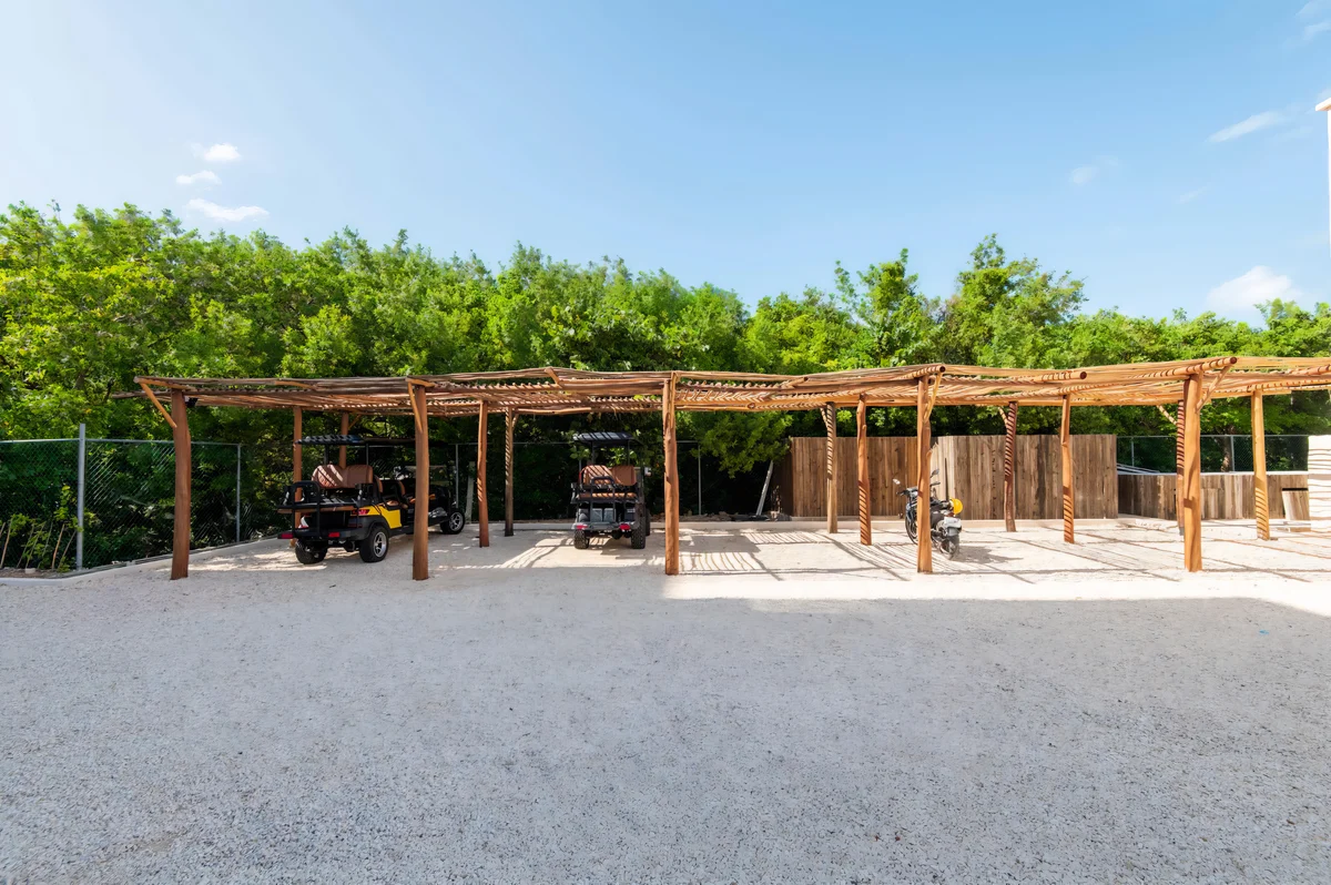 Wander Isla Mujeres Garden