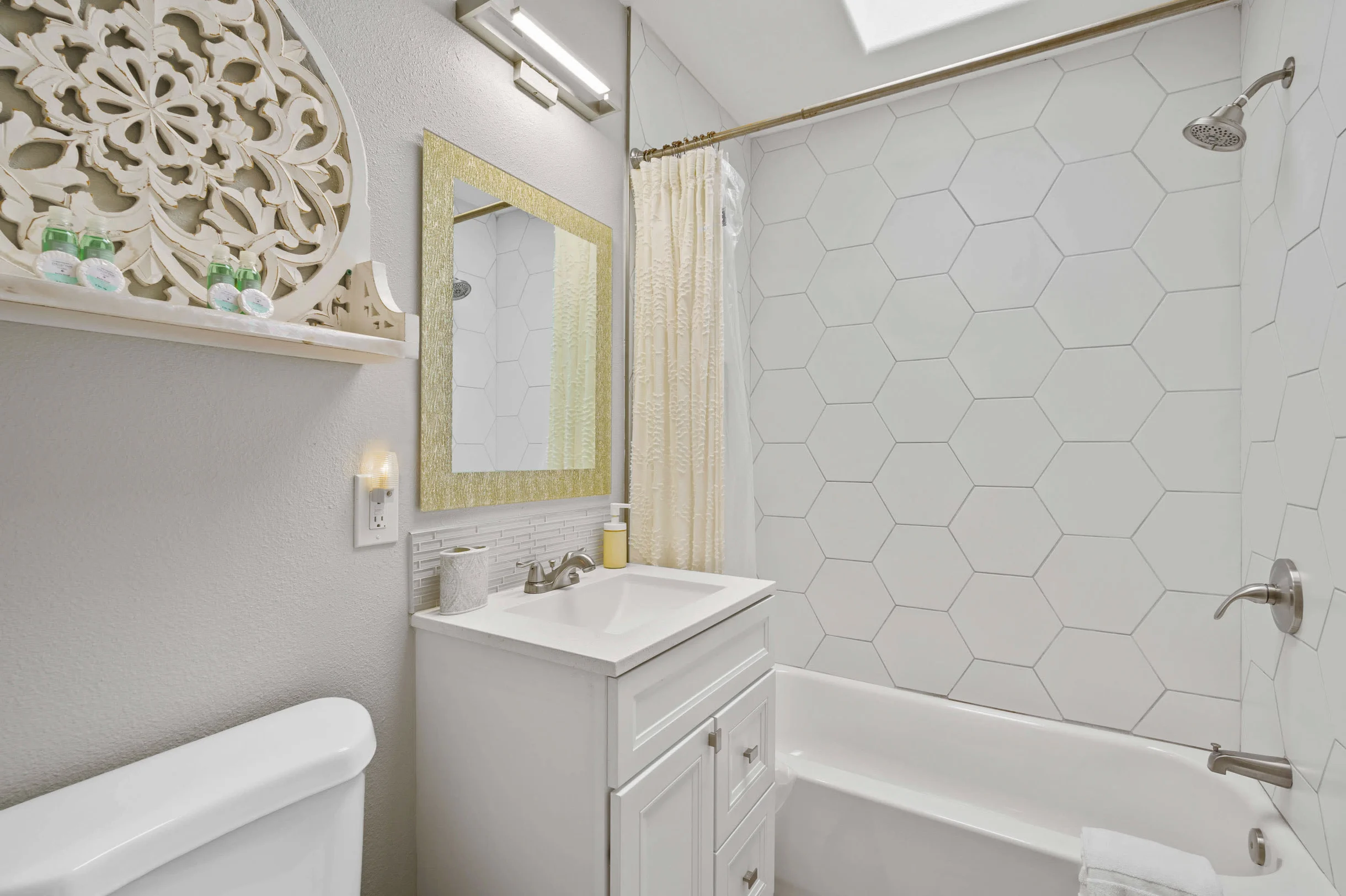 Wander Pacific Beach Whisper #11