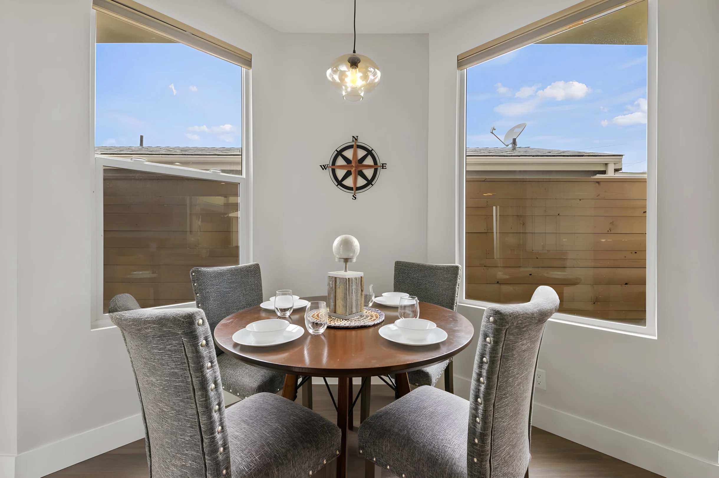 Wander Pacific Shores #11