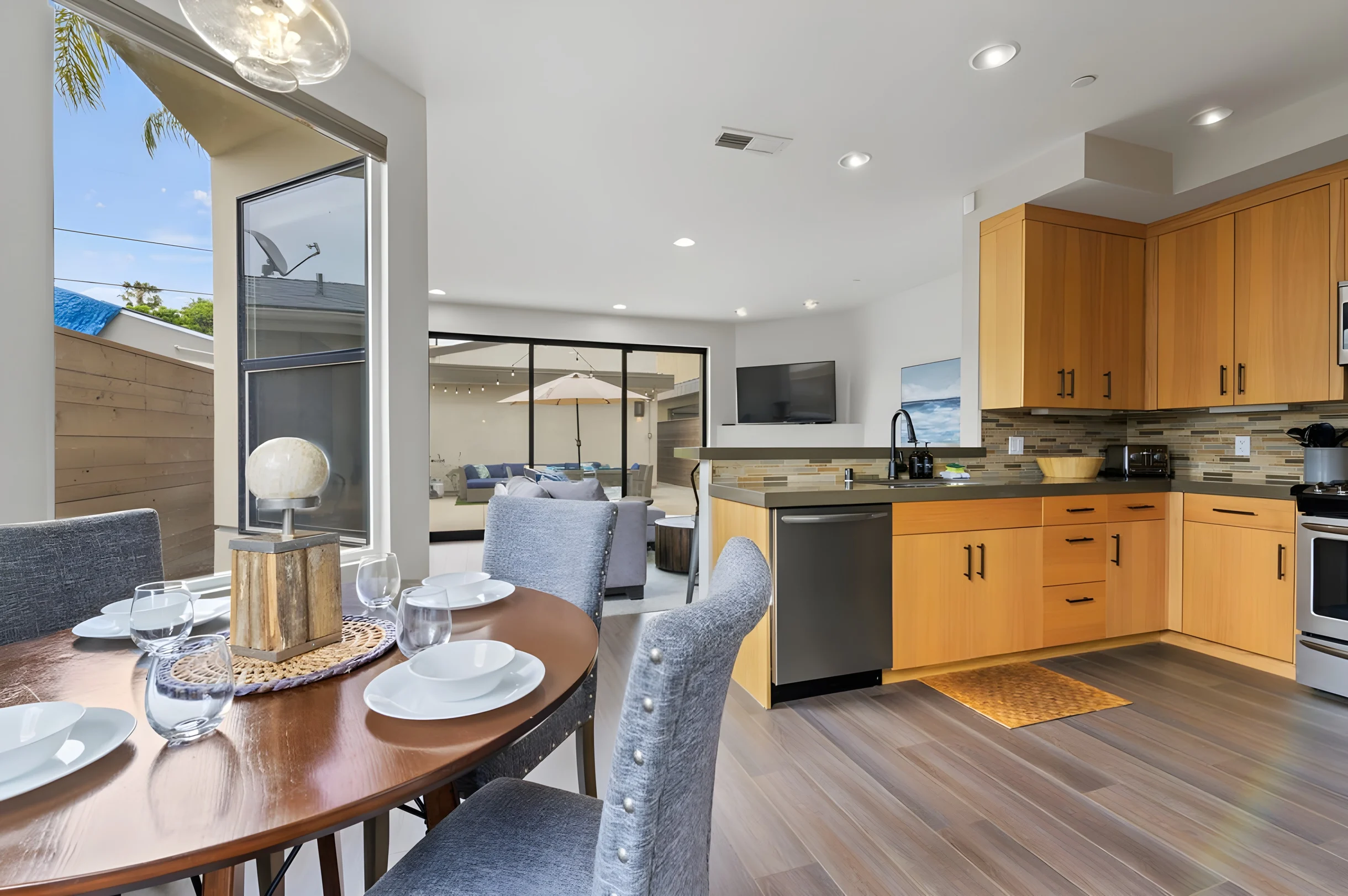 Wander Pacific Shores #7