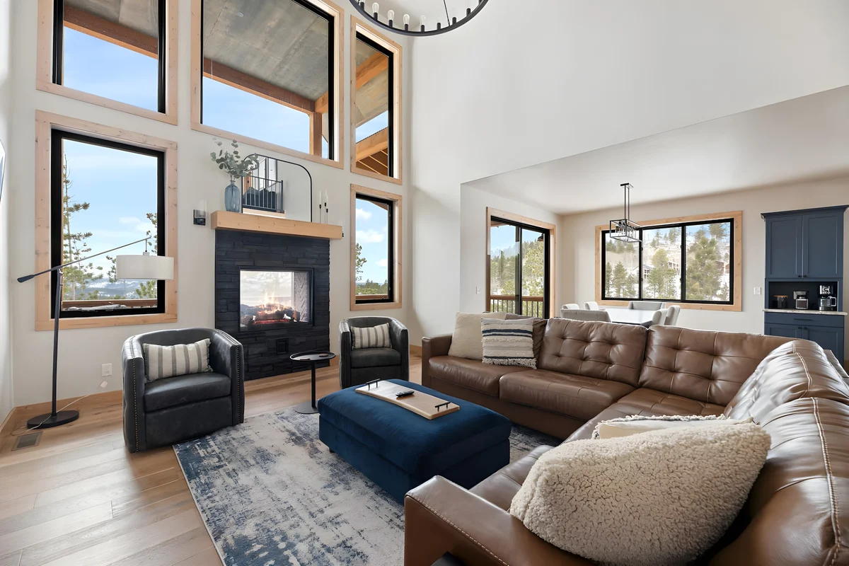 Home in Lead property photo 2