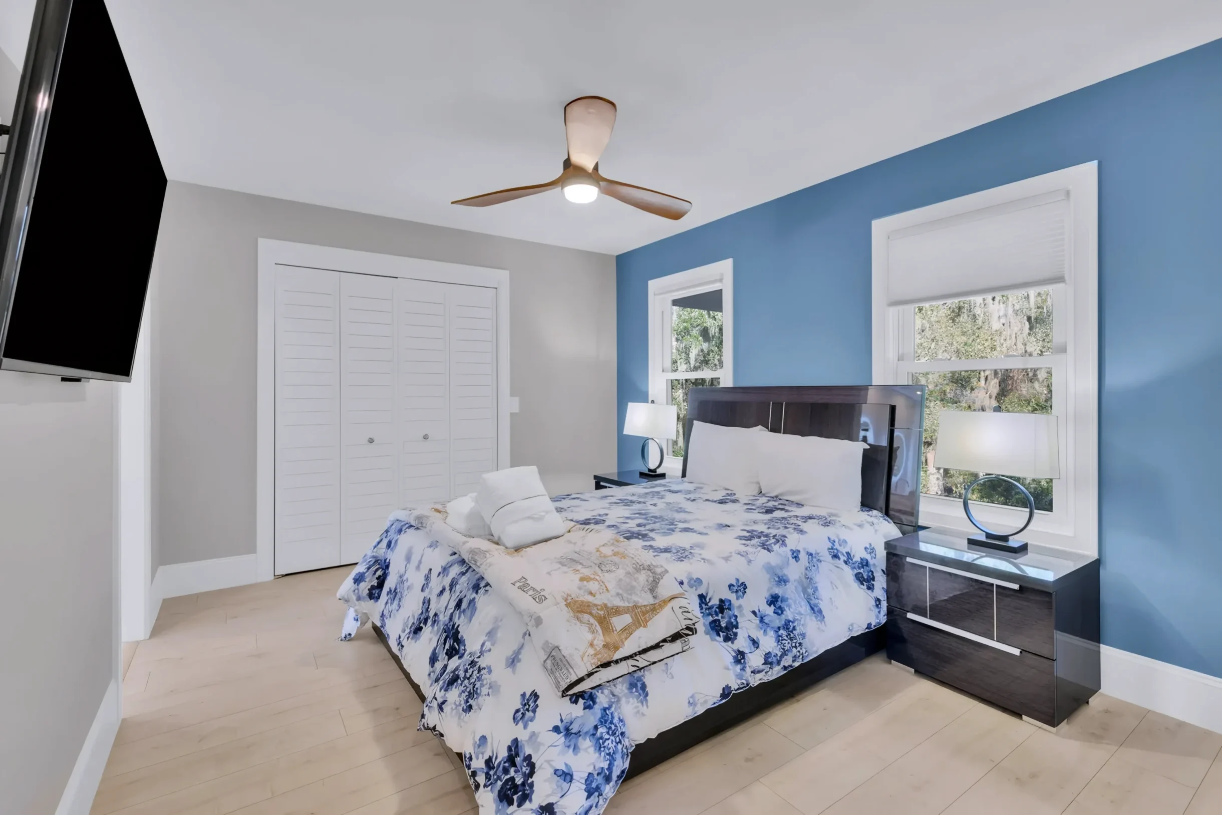 18 St. John's Place #28