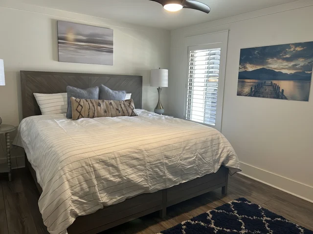 Bedroom 2 image 1