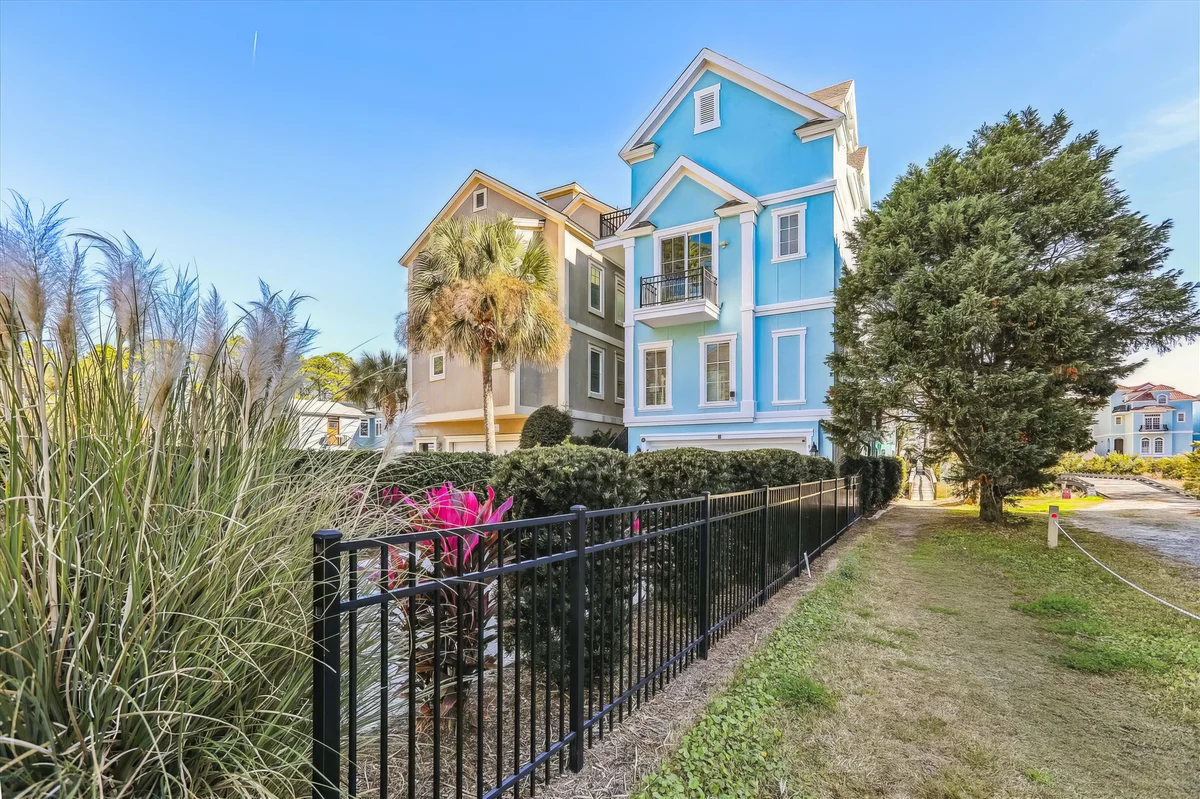 Wander Hilton Head Escape